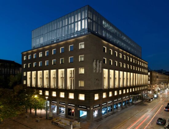 Armani Hotel